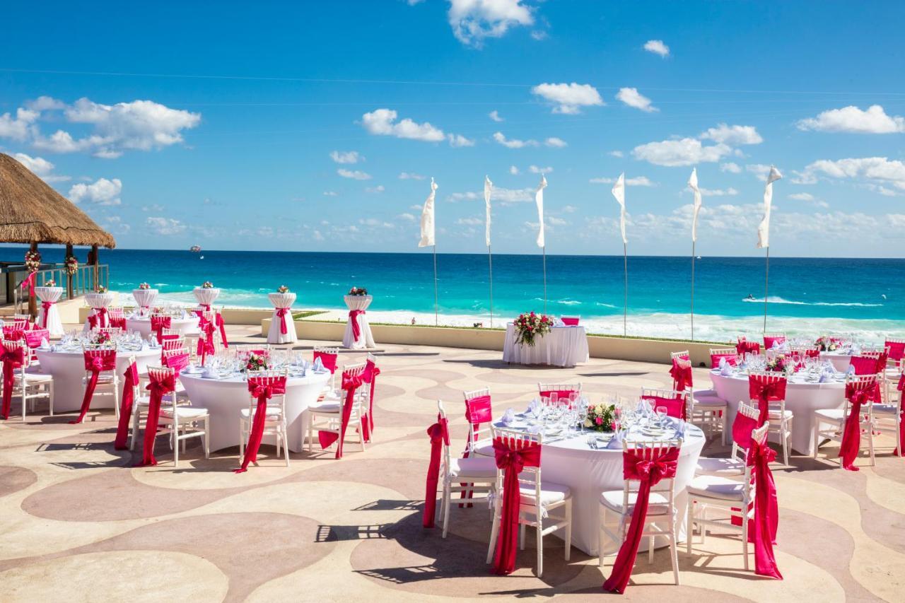 Crown Paradise Club Cancún Exteriör bild